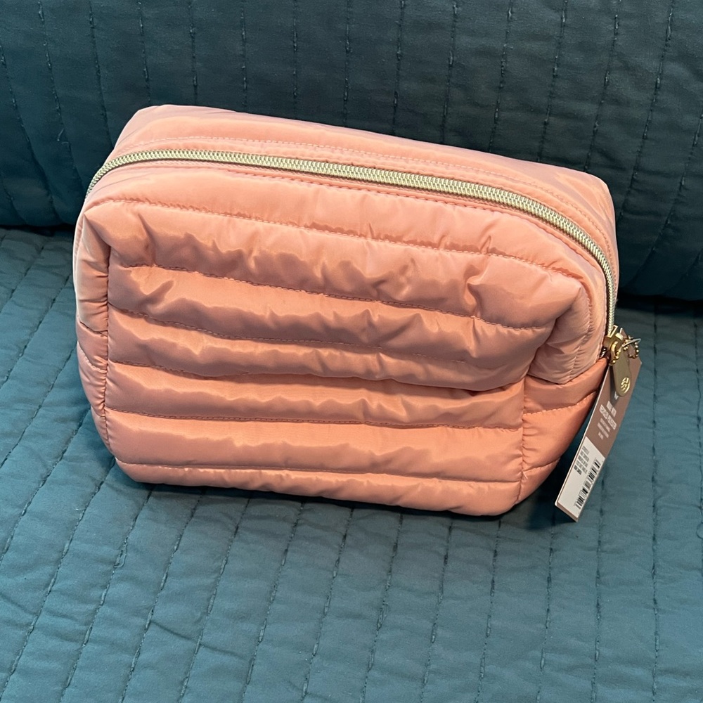 Cosmetic bag